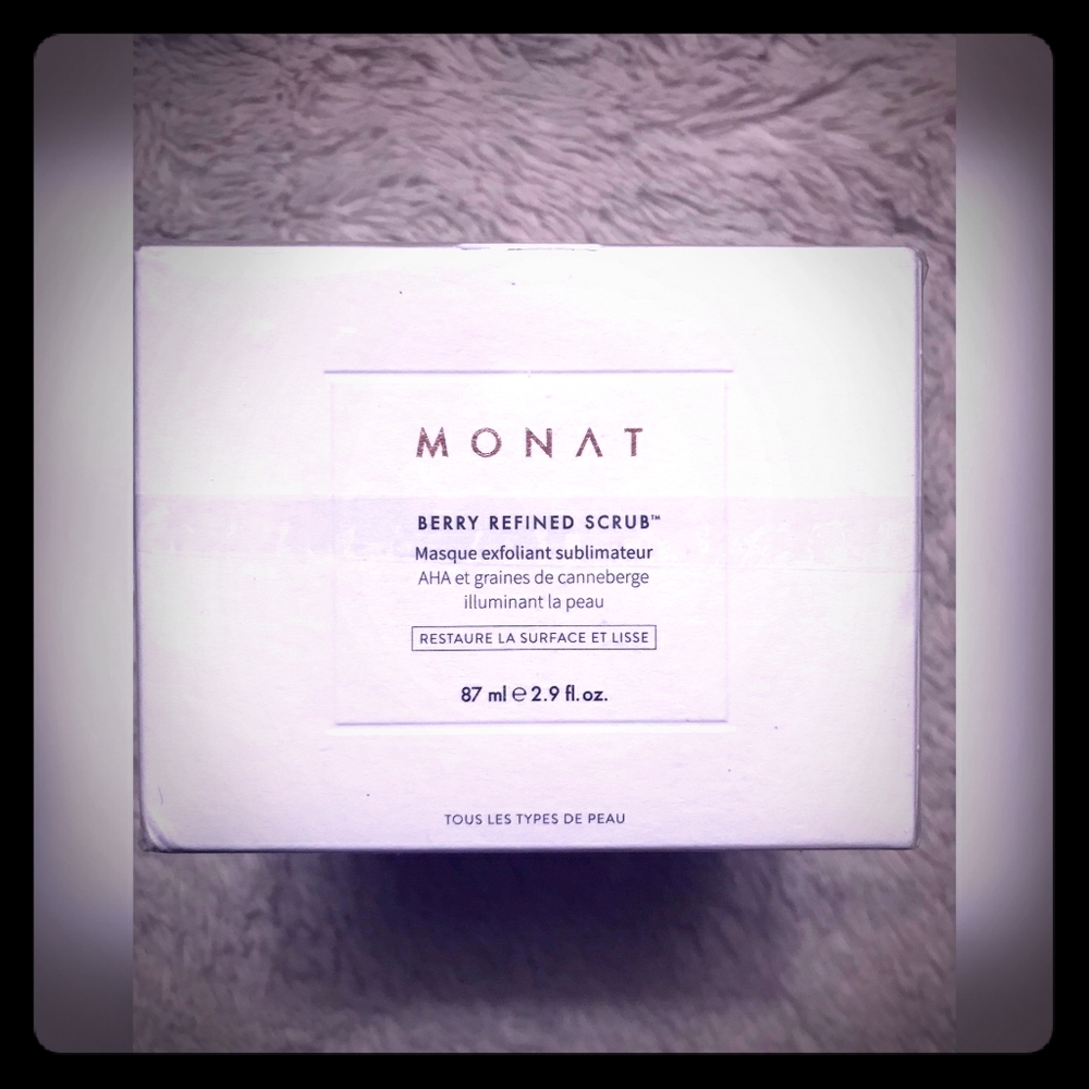 Monat Berry Scub